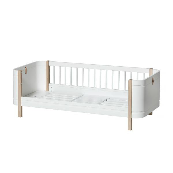 Oliver Furniture Wood Mini+ Babybett inklusive Umbauset Juniorbett 0-9 Jahre weiß/Eiche