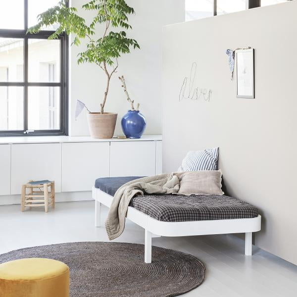 Oliver Furniture Wood Lounger Tagesbett 90x200cm weiß