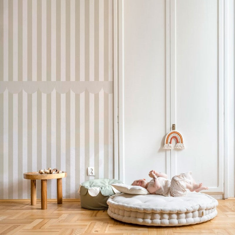Dekornik Tapete Streifen beige und weiß 50x280cm
