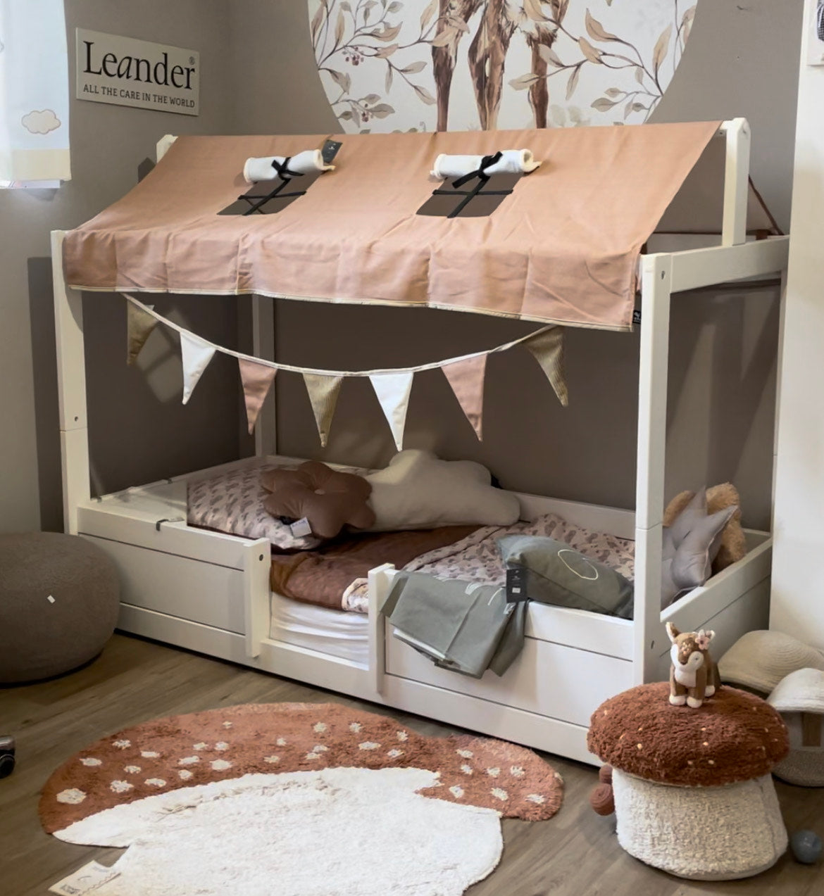 AUSSTELLUNGSSTÜCK LIFETIME 3-in-1 Bett inklusive Stoffdach und Rückwand 'Happy Rabbit'  - Bett in weiß mit Matratze