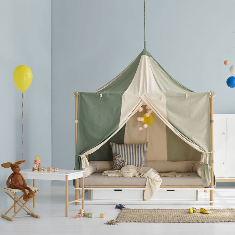 Oliver Furniture Camp Collection Kleinkind Spieltisch weiß/eiche