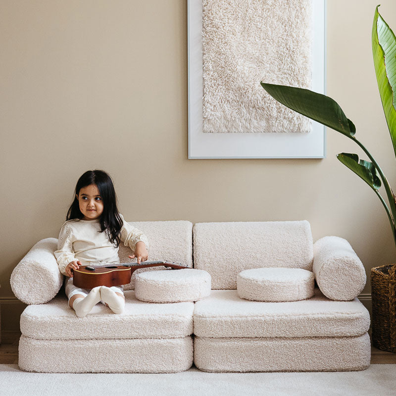 files/Wigiwama_Cream-White-Settee-W598345_1a.jpg