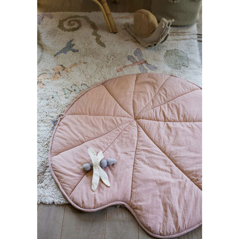 Lorena Canals waschbare Krabbeldecke 'Water Lily' vintage nude 95x95cm