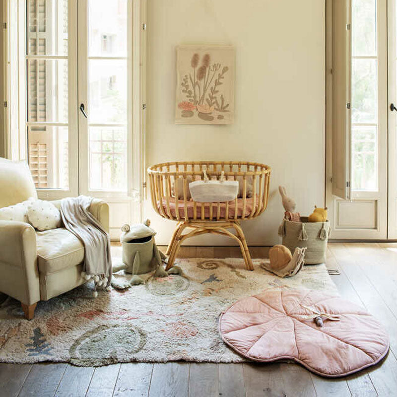 Lorena Canals waschbare Krabbeldecke 'Water Lily' vintage nude 95x95cm