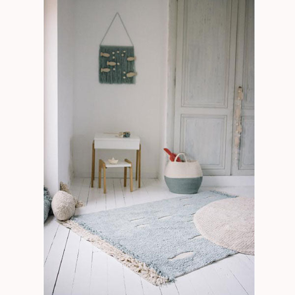 Lorena Canals waschbarer Teppich 'Ocean Shore' in hellblau/ 120x190cm