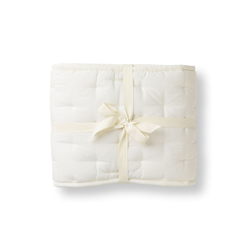 Dear April Bettnestchen in 'Pure Nature'