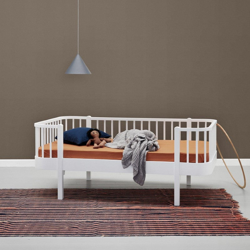 Oliver Furniture Wood Original Junior Bettsofa 90x160cm in weiß