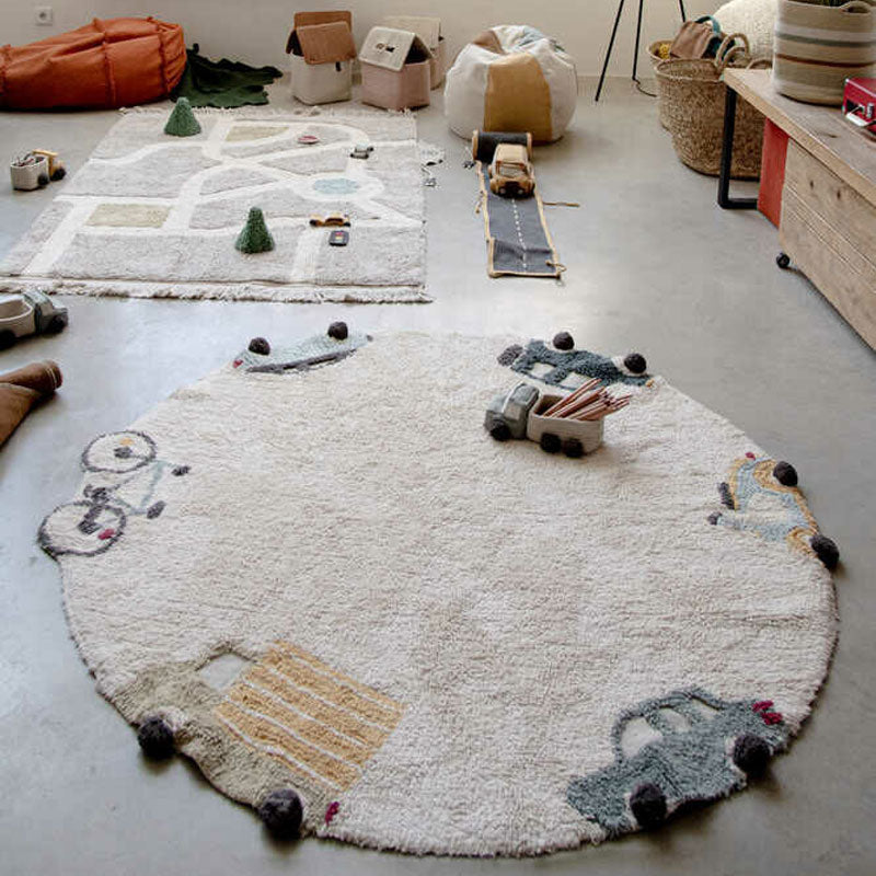 files/washable-rug-wheels-lorenacanals-9.jpg