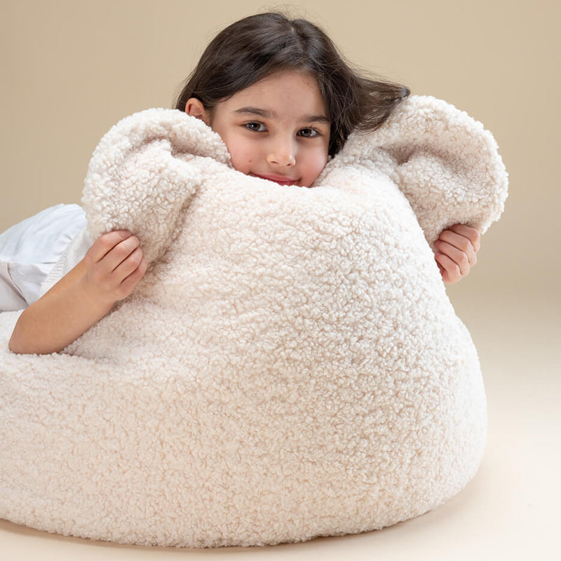 Wigiwama kleiner Sitzsack Bär aus Teddy-Stoff in 'Cream White', 70x60cm